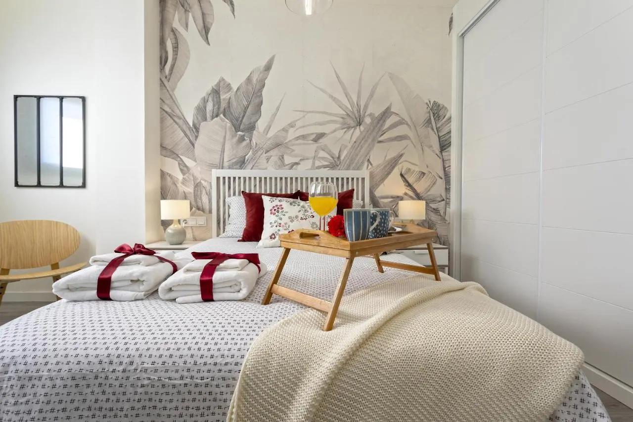 -MalagaSunApts-Centre Pool&Parking Bus-Train Station 0*, Malaga Spain