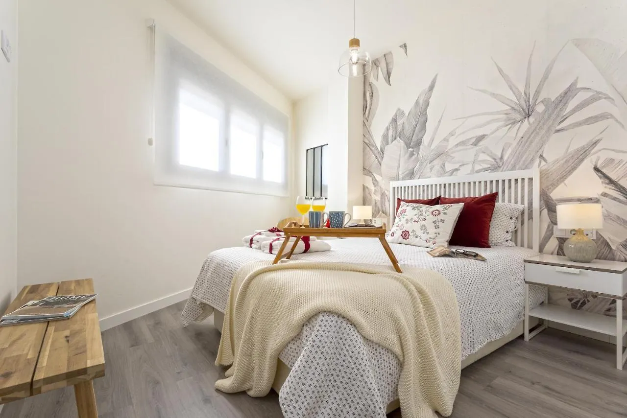 -MalagaSunApts-Centre Pool&Parking Bus-Train Station 0*, Malaga Spain