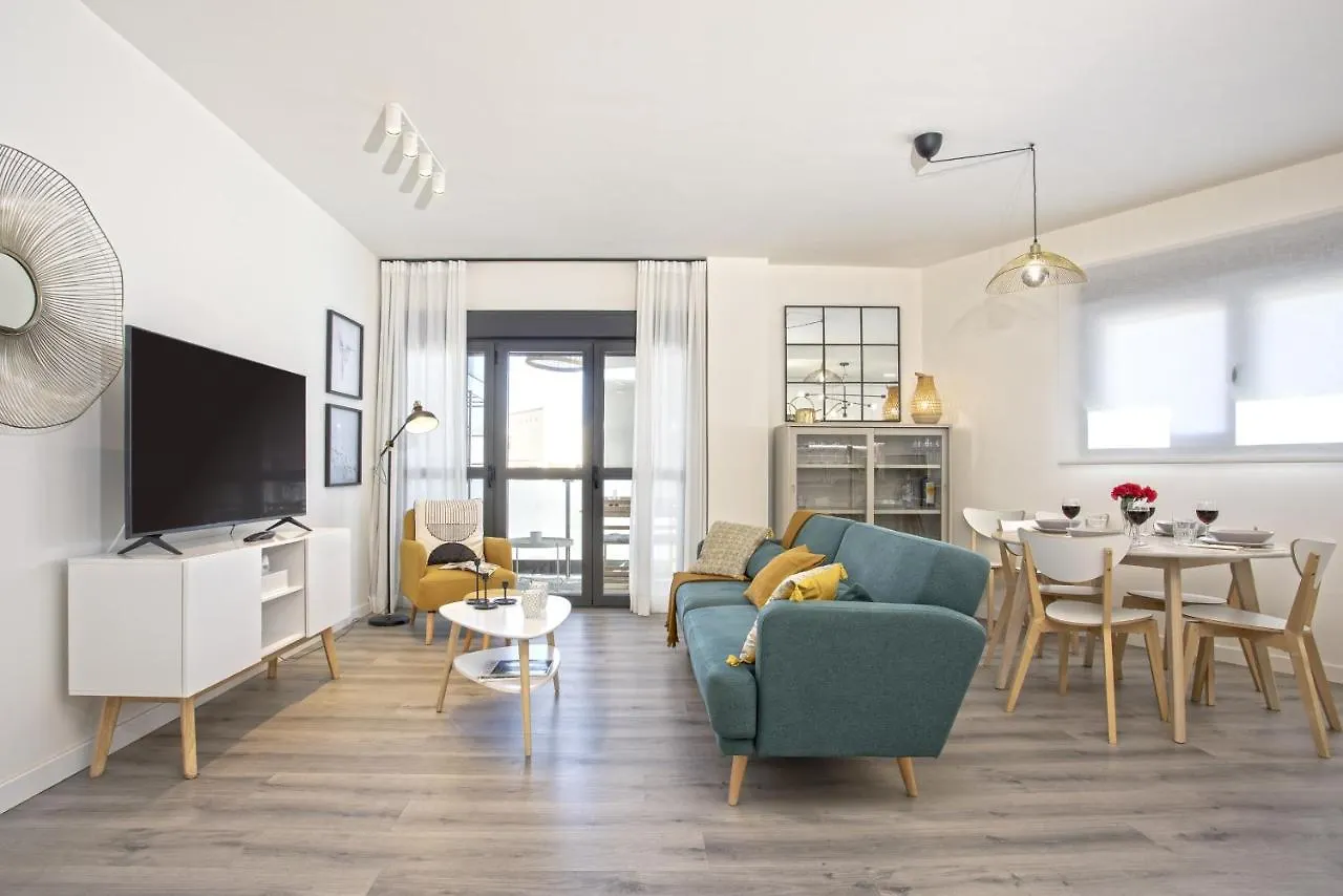 Apartment -MalagaSunApts-Centre Pool&Parking Bus-Train Station