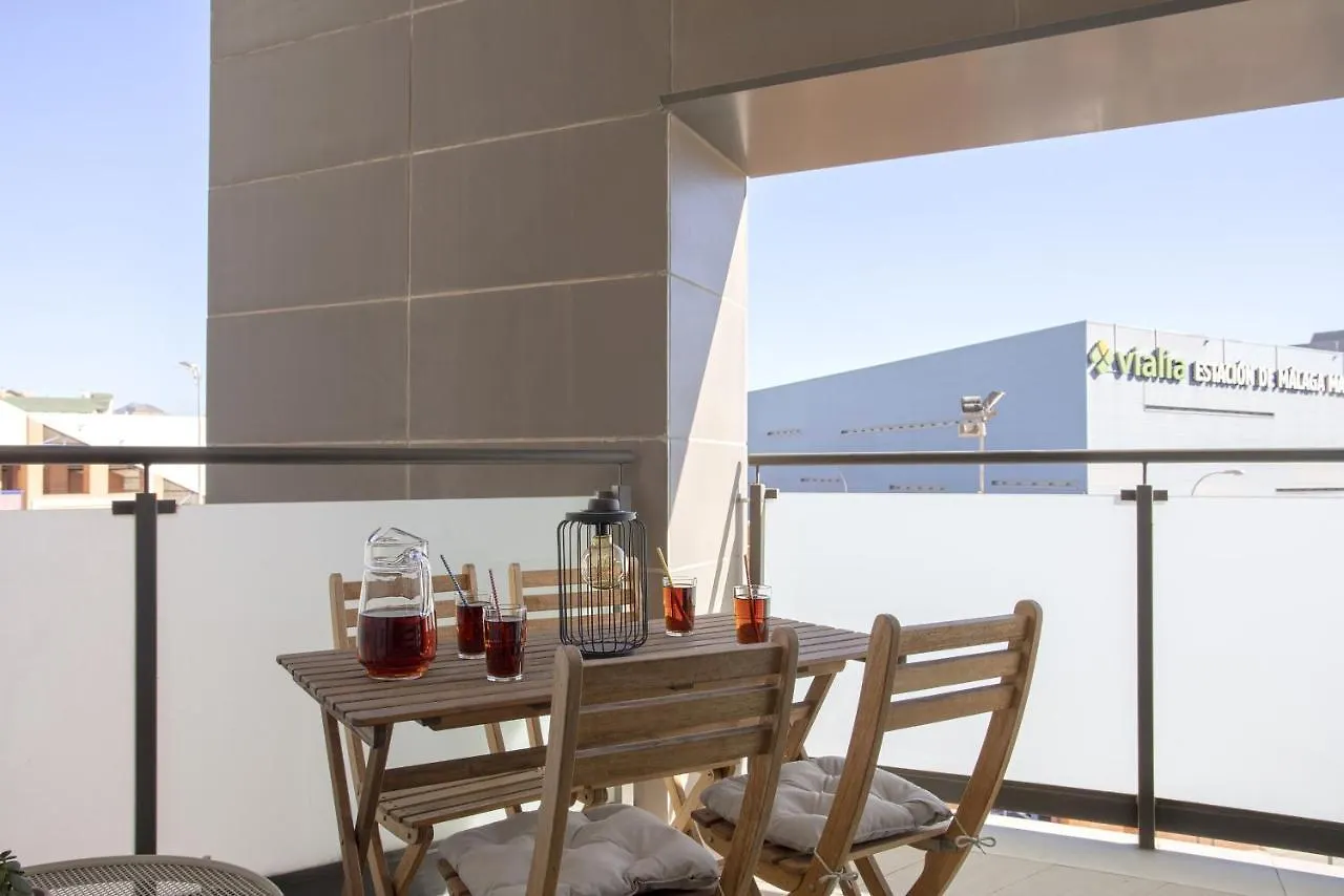 Apartment -MalagaSunApts-Centre Pool&Parking Bus-Train Station Spain