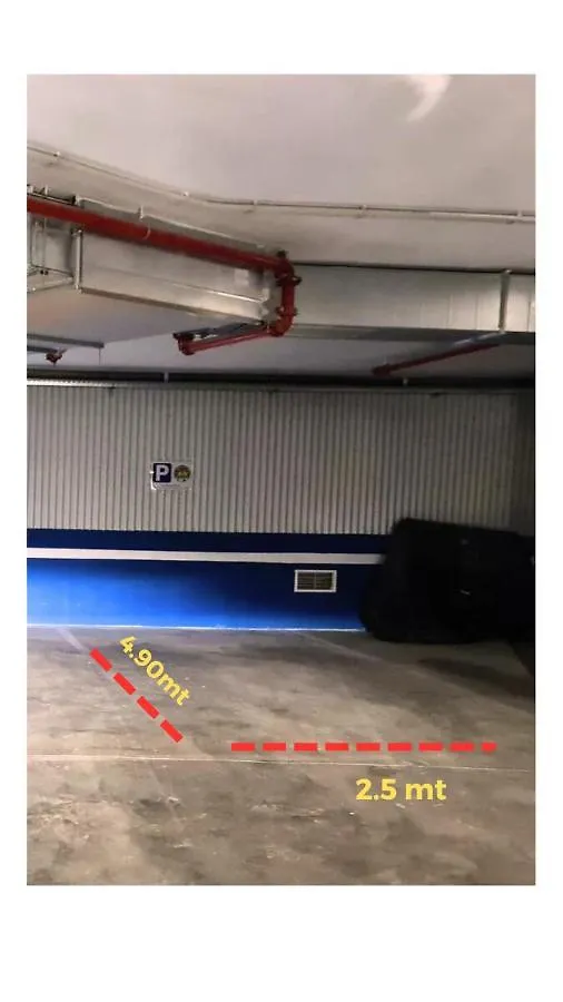 -Malagasunapts-Centre Pool&Parking Bus-Train Station 0*,
